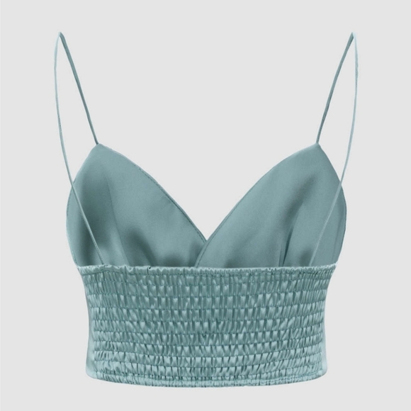 Cider SOLID SATIN SHIRRED TANK TOP in Baby Blue Size Size Large - Picture 4 of 10